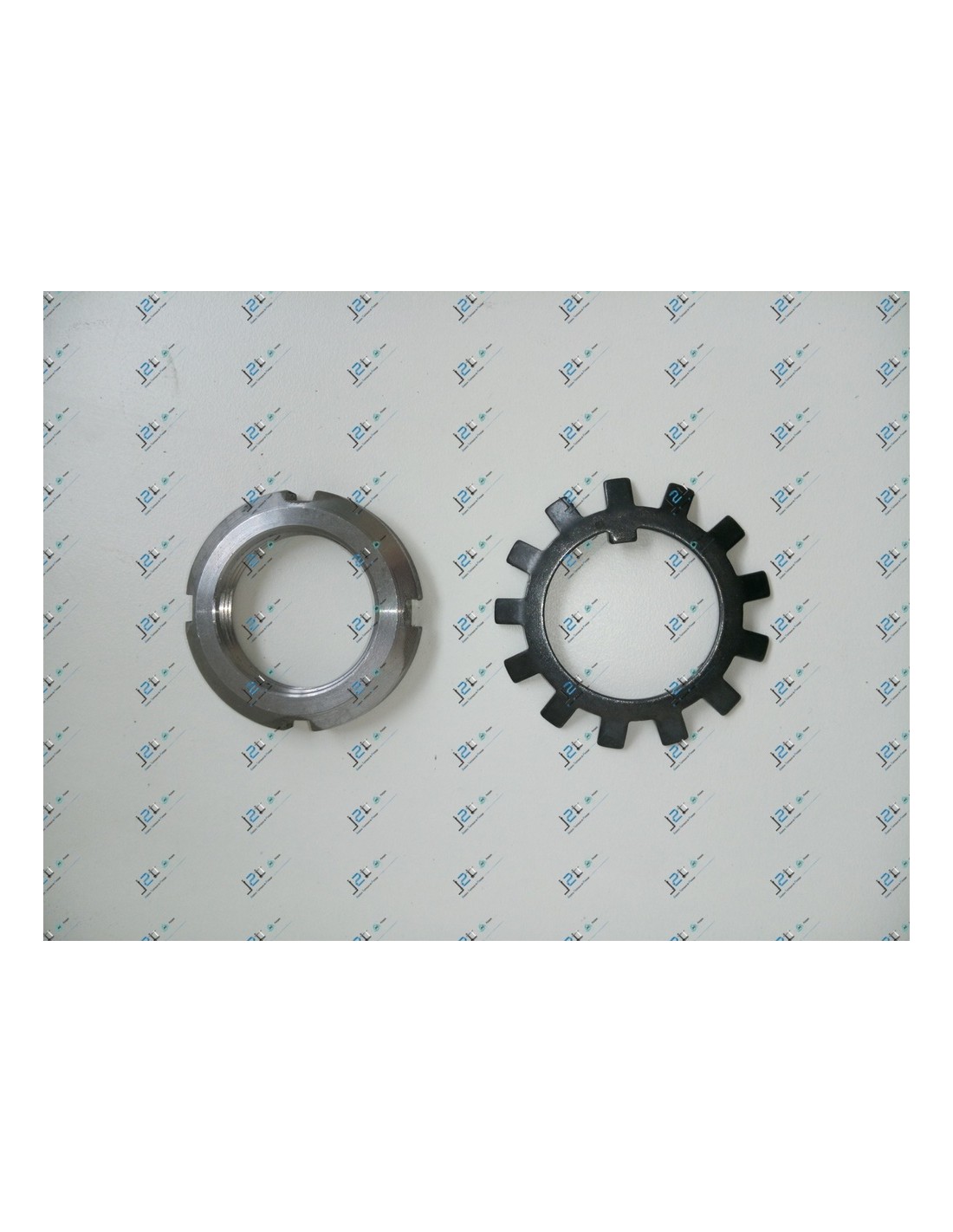 Kit écrou et rondelle KM et MB