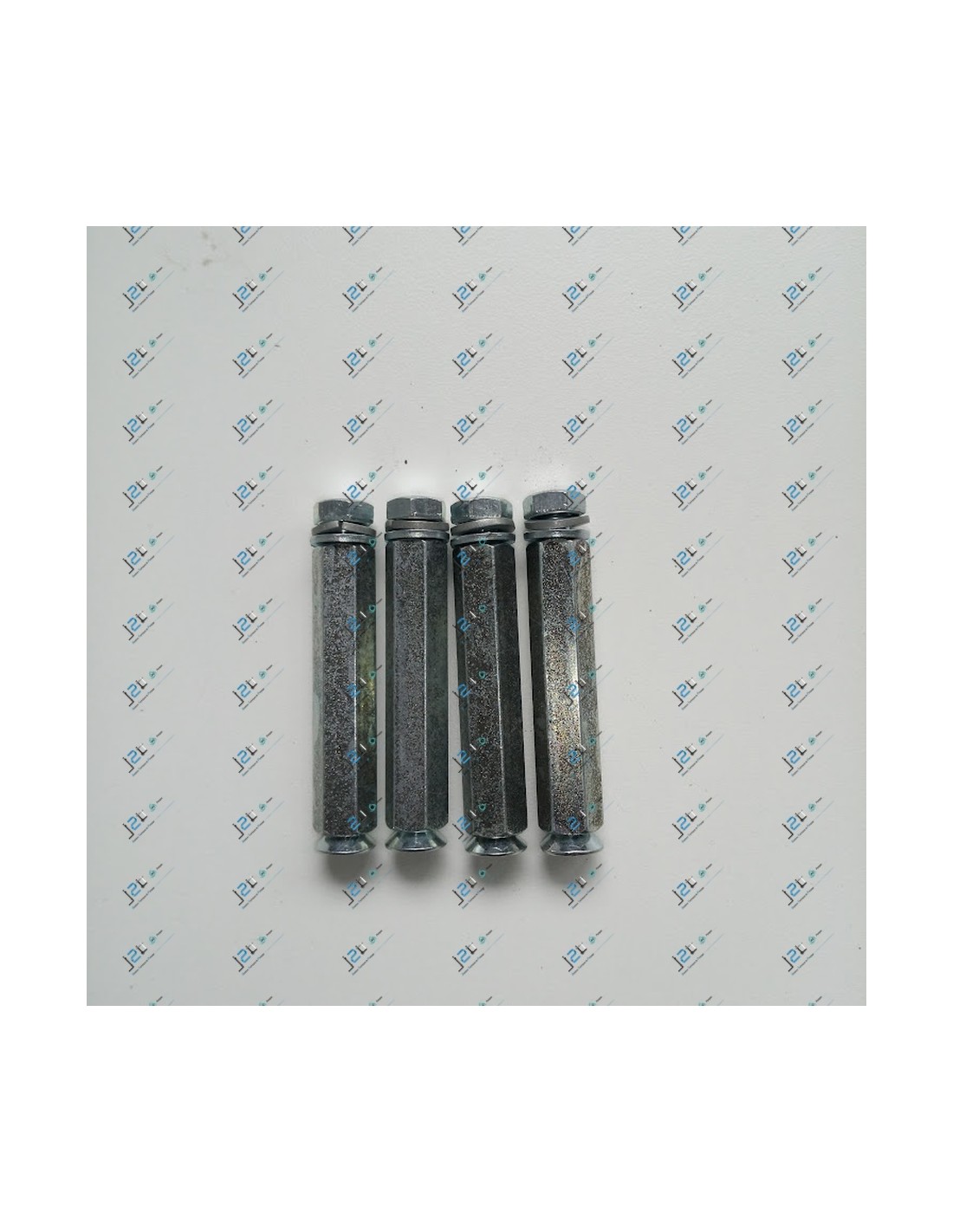 Entretoises fixation capot pluie moteur électrique